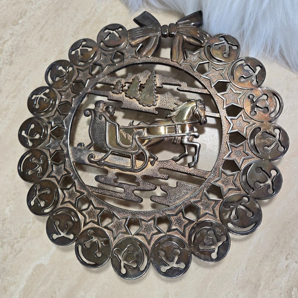 Vintage Godinger Silver Plated Christmas Horse Sleigh Wreath Trivet Wall Hanging